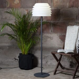 Stehlampe - Gartenlampe - E27 Sockel - H: 150cm D: 37cm - max 40W -...